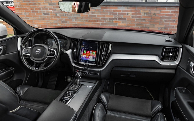 Volvo XC 60 cena 125900 przebieg: 133628, rok produkcji 2018 z Recz małe 781